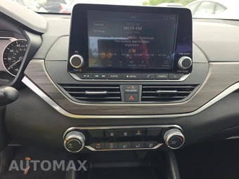 2024 Nissan Altima SV - miniatura 11
