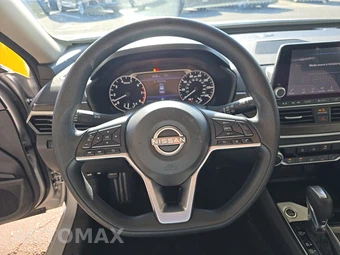 2024 Nissan Altima SV – miniatura 10