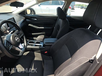 2024 Nissan Altima SV - miniatura 7