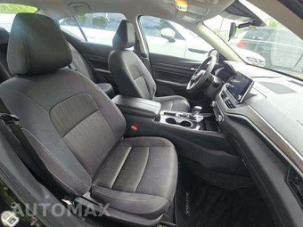 2024 Nissan Altima SV – miniatura 17