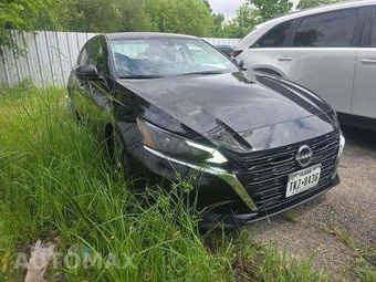 2024 Nissan Altima SV – miniatura 4