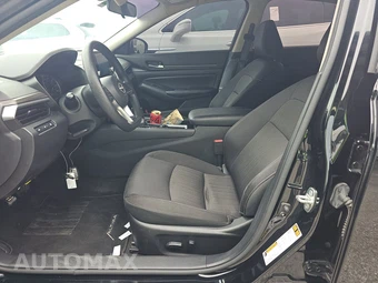 2024 Nissan Altima SV – miniatura 7