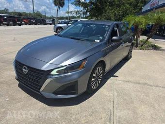 2024 Nissan Altima SV