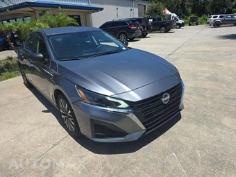 2024 Nissan Altima SV – miniatura 4