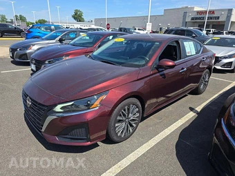 2024 Nissan Altima SV