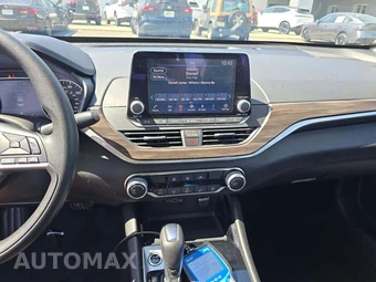 2024 Nissan Altima SV – miniatura 10