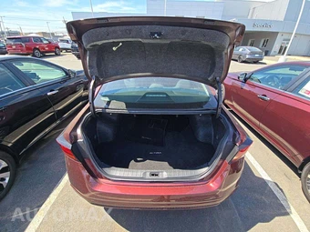 2024 Nissan Altima SV – miniatura 14