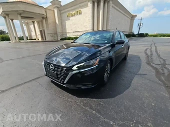 2024 Nissan Altima SV