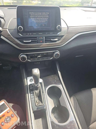 2024 Nissan Altima SV - miniatura 7