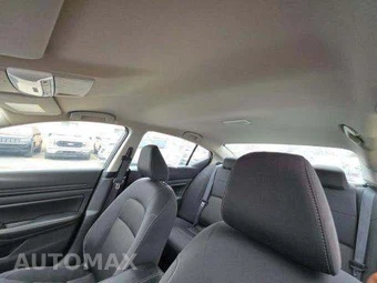 2024 Nissan Altima SV - miniatura 11