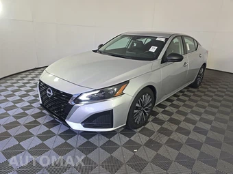 2024 Nissan Altima SV