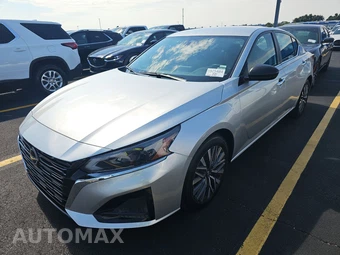 2024 Nissan Altima SV
