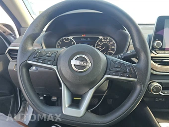 2024 Nissan Altima SV - miniatura 10