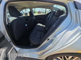 2024 Nissan Altima SV - miniatura 13