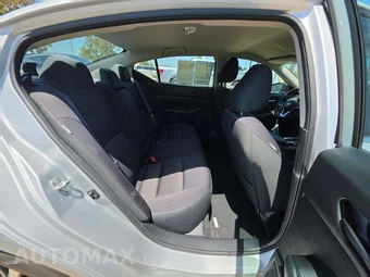 2024 Nissan Altima SV - miniatura 16