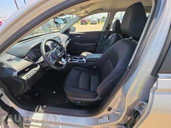 2024 Nissan Altima SV - miniatura 6