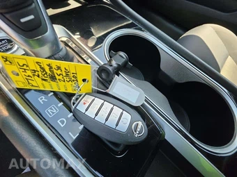 2024 Nissan Altima SV - miniatura 8