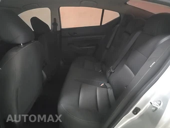 2024 Nissan Altima SV – miniatura 13