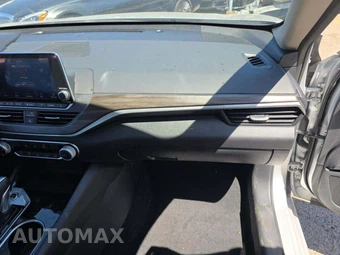 2024 Nissan Altima SV – miniatura 19
