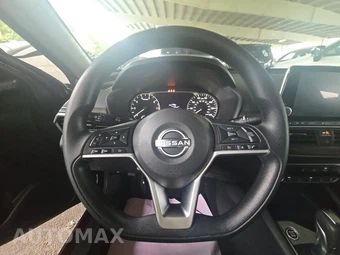 2024 Nissan Altima SV – miniatura 10