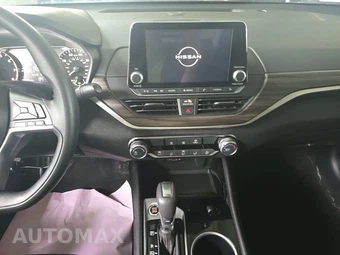 2024 Nissan Altima SV – miniatura 11