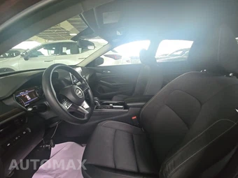 2024 Nissan Altima SV – miniatura 7
