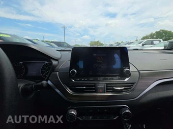 2024 Nissan Altima SV - miniatura 10