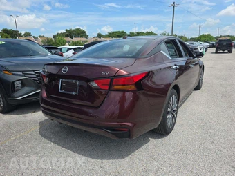 2024 Nissan Altima SV - miniatura 3
