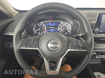 2024 Nissan Altima SV - miniatura 10