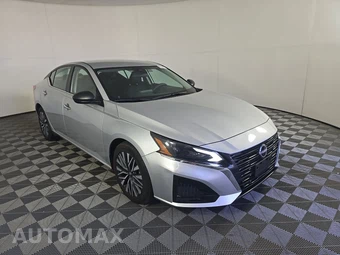 2024 Nissan Altima SV - miniatura 3