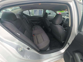 2024 Nissan Altima SV - miniatura 16