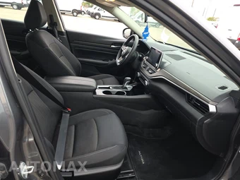 2024 Nissan Altima SV - miniatura 8