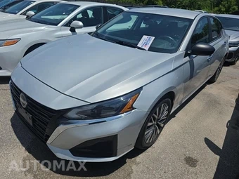 2024 Nissan Altima SV