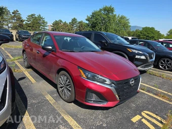 2024 Nissan Altima SV - miniatura 3