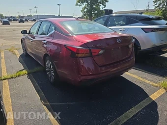 2024 Nissan Altima SV - miniatura 7