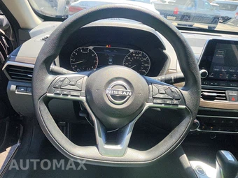 2024 Nissan Altima SV – miniatura 10