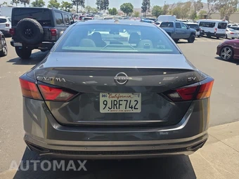 2024 Nissan Altima SV – miniatura 5