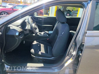 2024 Nissan Altima SV – miniatura 7