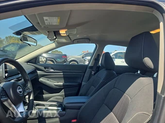 2024 Nissan Altima SV - miniatura 14