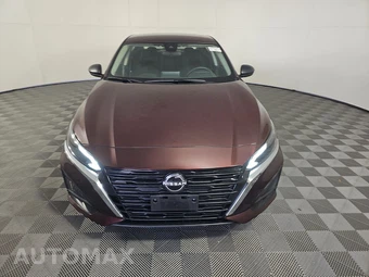 2024 Nissan Altima SV – miniatura 2