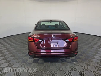 2024 Nissan Altima SV – miniatura 5