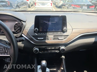 2024 Nissan Altima SV – miniatura 11