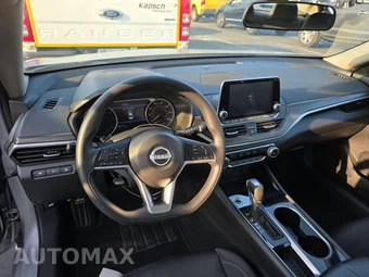 2024 Nissan Altima SV – miniatura 11