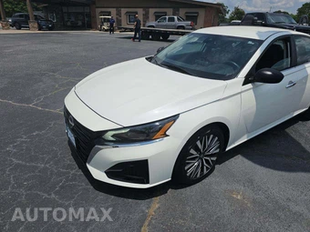2024 Nissan Altima SV