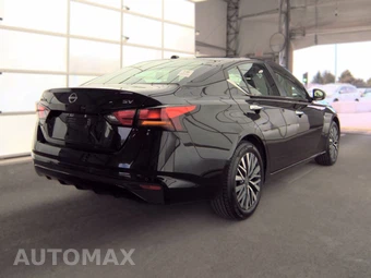 2024 Nissan Altima SV – miniatura 4