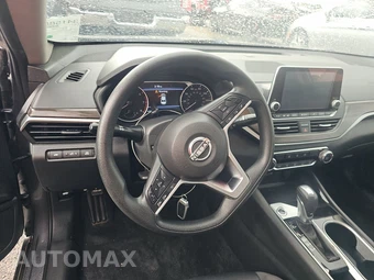 2024 Nissan Altima SV – miniatura 10
