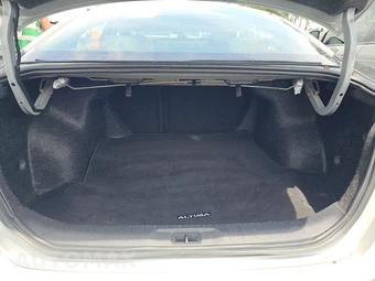 2024 Nissan Altima SV – miniatura 16