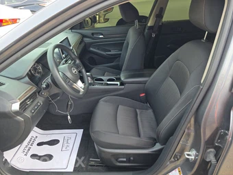 2024 Nissan Altima SV – miniatura 7
