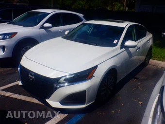 2024 Nissan Altima SV