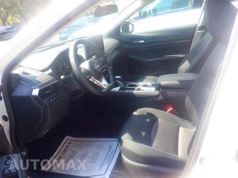 2024 Nissan Altima SV – miniatura 6